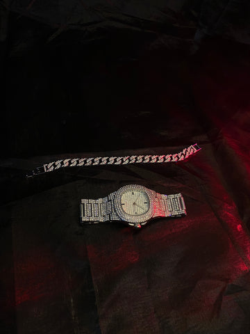 ICE OUT DIMOND PATEK PHILIPPE WITH FREE BRACLET