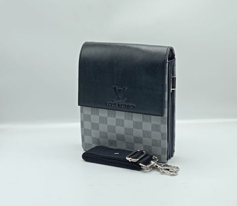 THE LUXURY LV AND GUCCI BAG
