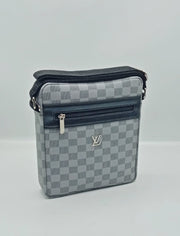 THE LUXURY LV AND GUCCI BAG